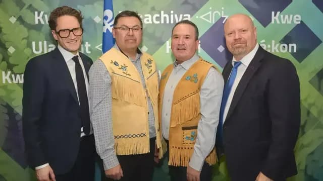 Signature officielle de l’entente du parc national de Nibiischii