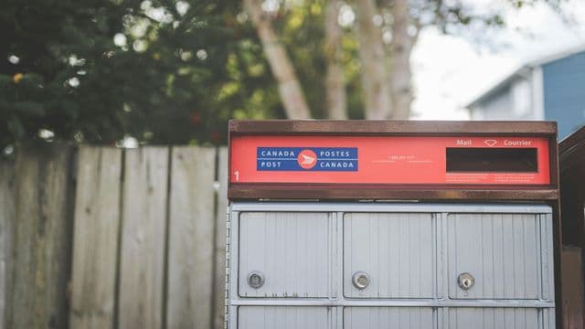 Grève tournante chez Postes Canada : le STTP dénonce un « sabordage » du service postal