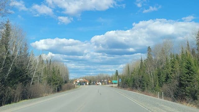 Route Billy-Diamond : un sondage pour transformer cet axe routier en un véritable pôle touristique