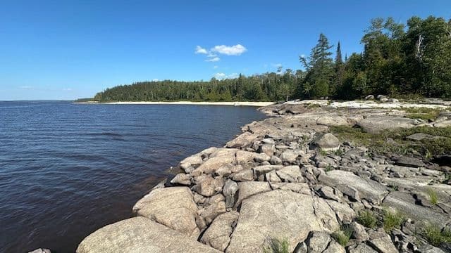 Minéraux, nature et communautés : le potentiel stratégique de la Baie-James 