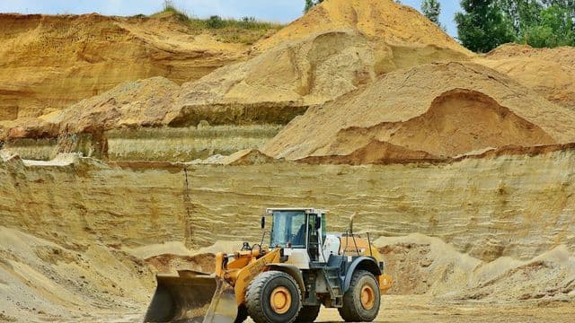 https://auroreinfo.com/api/articles/file/industrie-miniere-2-640x360.jpg