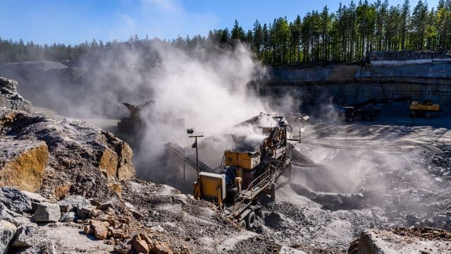 https://auroreinfo.com/api/articles/file/pexels-hannu-iso-oja-3301403-4946886-640x360.jpg