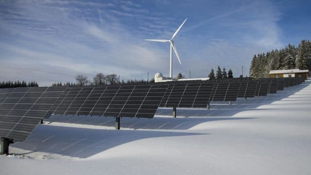 La transition énergétique au Québec : éclairage sur les filières émergentes dans les régions comme la Baie-James 
