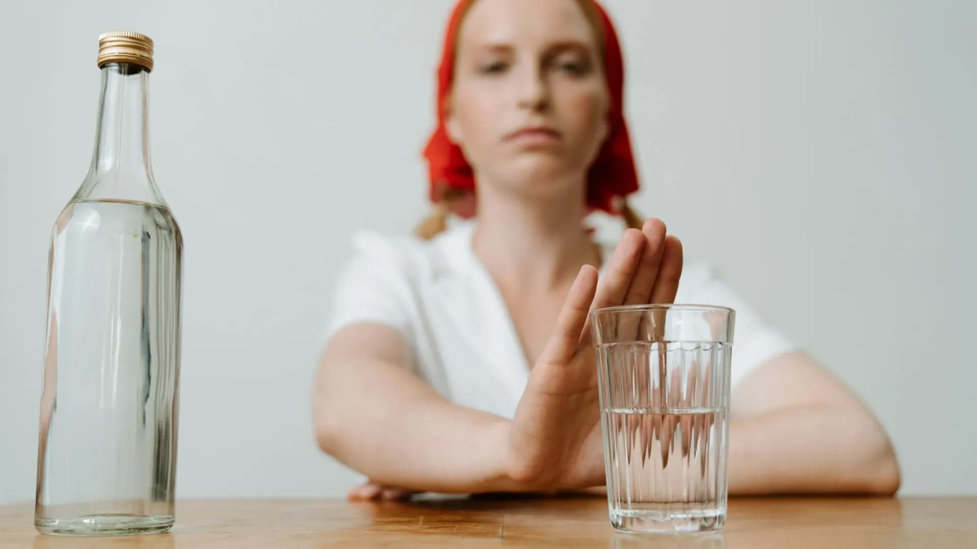  une fille qui incite à la sobriété 