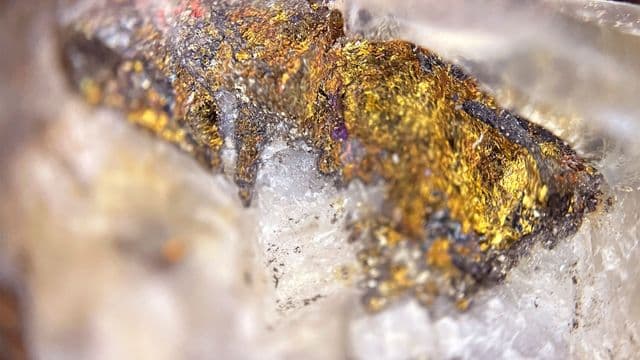 Abcourt relance la mine Géant Dormant : une première coulée d’or à la Baie-James 