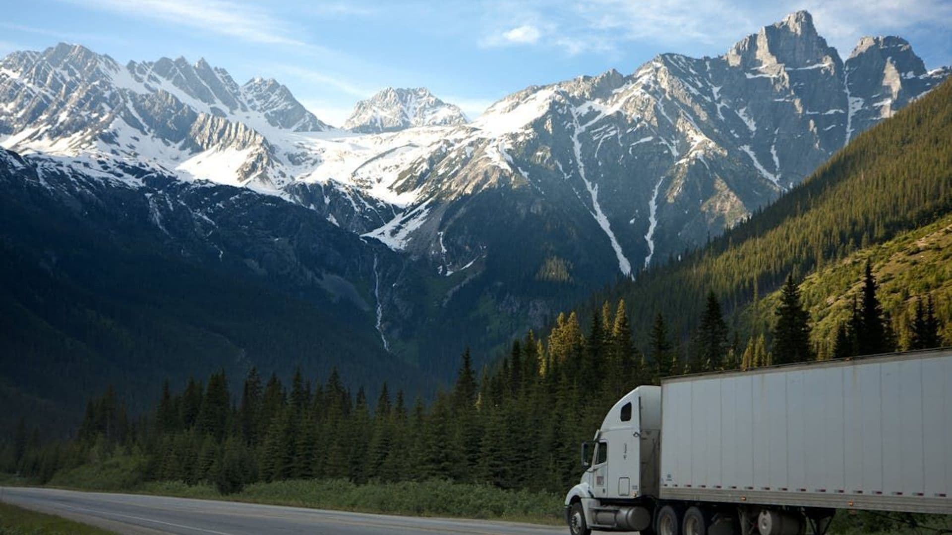 Levée des restrictions de charges pour les véhicules lourds en zone 3 : une reprise anticipée pour le transport routier 