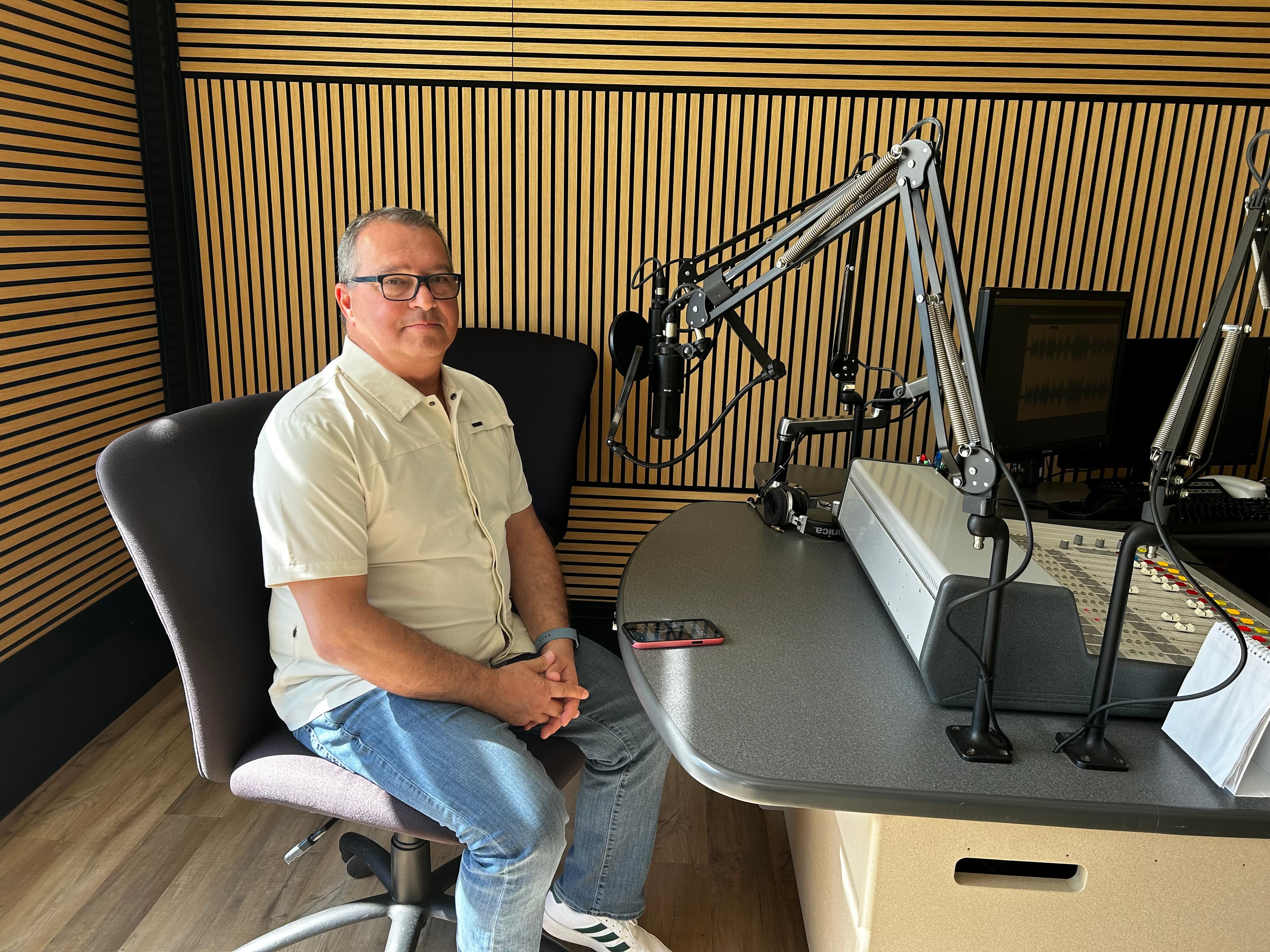 Alain Coulombe, président‑directeur général de la Société de développement de la Baie‑James (SDBJ), lors de l'entrevue accordée à l'Aurore Info